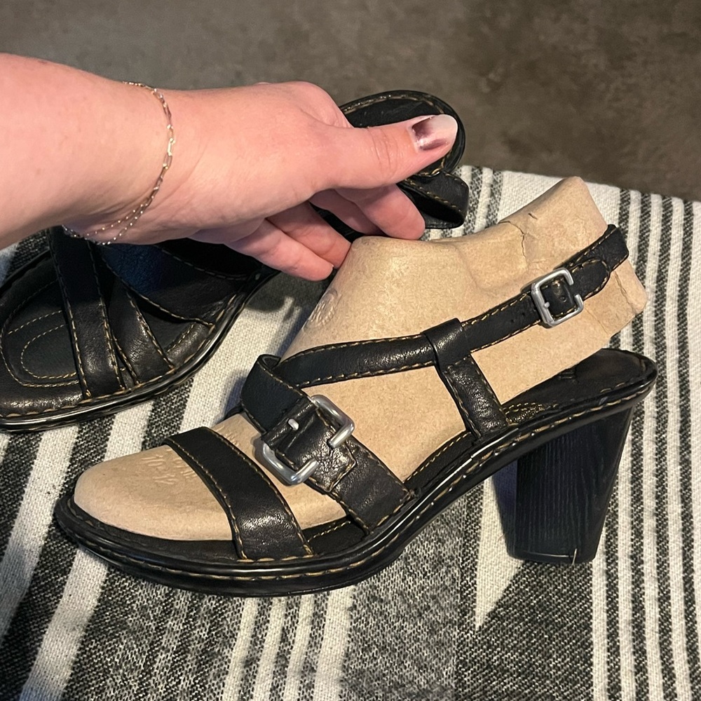 Born women's size 10 black wedges in very good used condition.